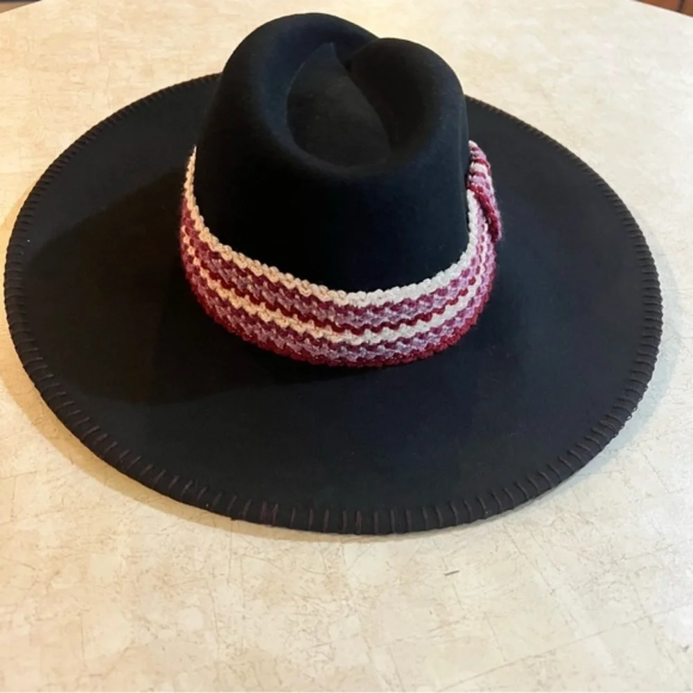 Tirabasso Black Hat NWT Trimmed out in Berry and Cream. Stunning NIP Italian